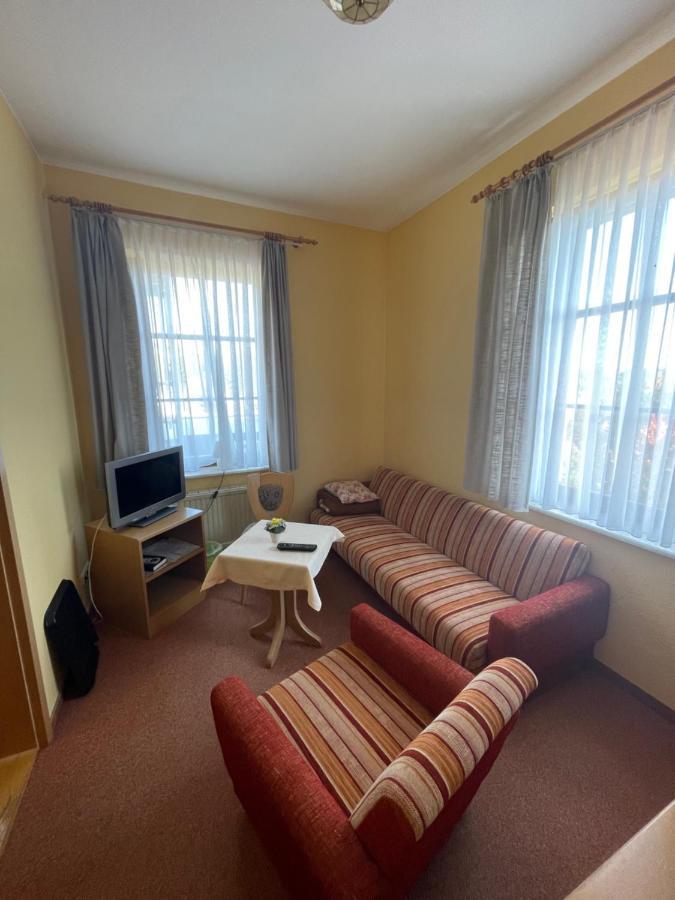 Hotel Café König à Oberwiesenthal Extérieur photo